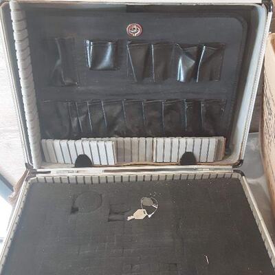 lot 233 - Aluminum storage carry case