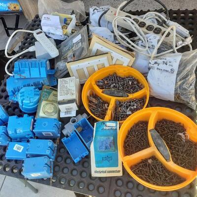 lot 246 - Box of assorted parts shown