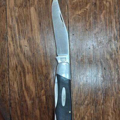 Buck 317 double blade knife and Calvin Hill mens/ladies watch set
