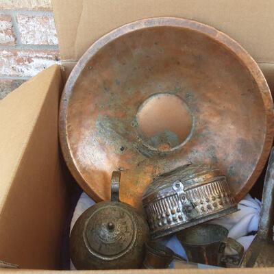 lot 284 - Dishes, etc. as shown