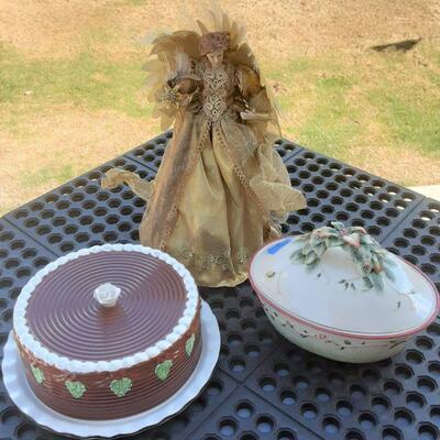 Box of assorted Christmas - angel, two dishes