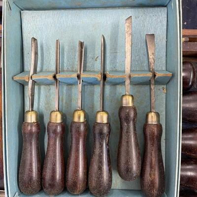 847-Pair of Wood Carving Sets