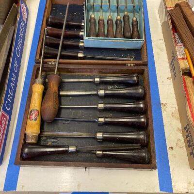 847-Pair of Wood Carving Sets