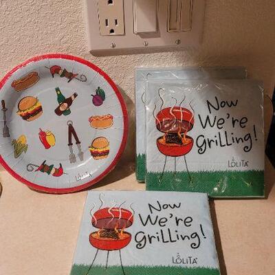 Lot 24: Assorted NEW HALLMARK Grilling Theme Plates and Napkins 