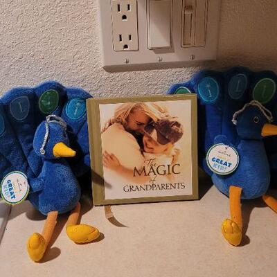 Lot 26: Grandparent's Magic New Book + Great Kids Hallmark New Figures