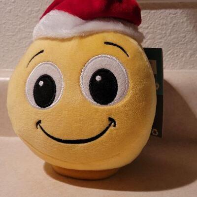 Lot 29: New with Tags WINTER WOBBLERS - Turns On