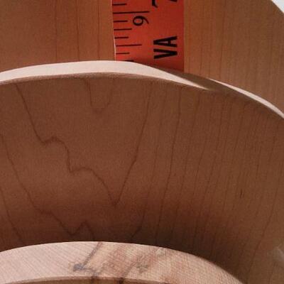 Lot 34: Assorted Wood Toast Theme Hot Plates 
