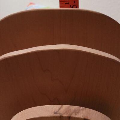 Lot 34: Assorted Wood Toast Theme Hot Plates 