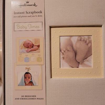 Lot 36: New Hallmark Infant Instant Scrapbook 