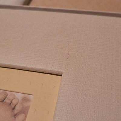 Lot 36: New Hallmark Infant Instant Scrapbook 