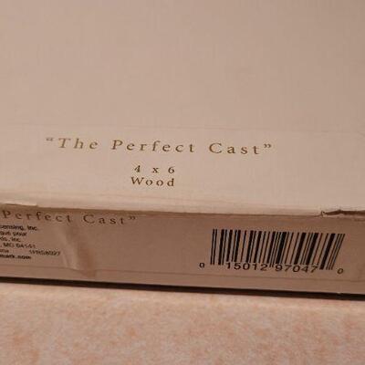 Lot 40: New HALLMARK The Perfect Cast FISHING Theme Photo Frame 