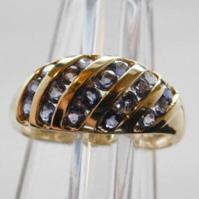 14 KT Yellow Gold Ring with Genuine Iolite Stones in Diagonal Setting 3.3 grams