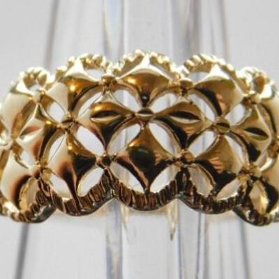 14 KT Yellow Gold Ring with Contemporary Pierced Design 4.2 grams