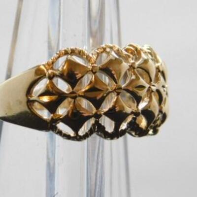 14 KT Yellow Gold Ring with Contemporary Pierced Design 4.2 grams