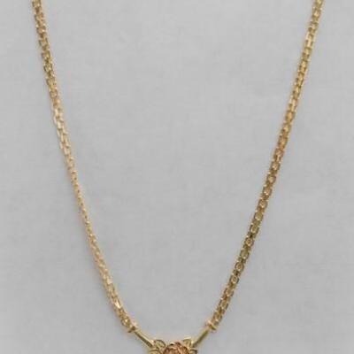 14 KT Gold Bismark Style "V" Necklace with Rose Gold Flower on Chain 3.3 grams