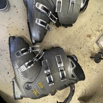 875-Rossignol Duetter Snow Skis, Ski Boots & Poles