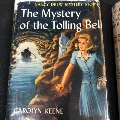 Set of 5 Vintage Nancy Drew Mystery Story Books