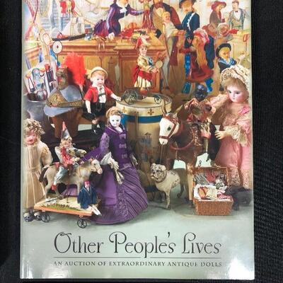 4 Collectible Doll Reference Guide Book Lot