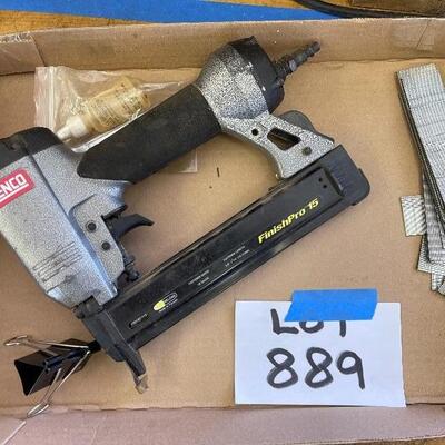 889-Senco Finish Nail Flastner 