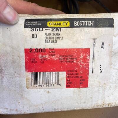 889-Senco Finish Nail Flastner 