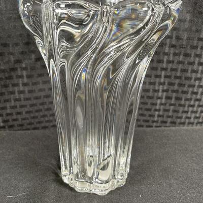 Mikasa glass vase, swirl pattern, peppermint clear