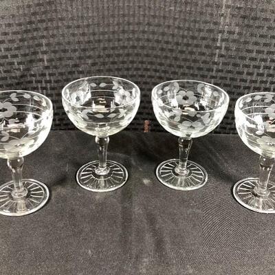 Set of 4 Vintage Floral Etched Champagne Glasses