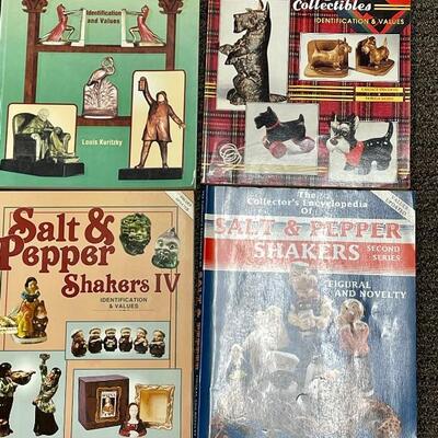 ANTIQUES & COLLECTIBLES REFERENCE BOOK LOT - 14 BOOKS