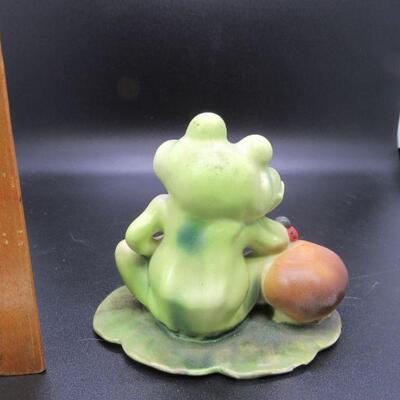 Vintage Frog on Lily Pad Ceramic Figurine