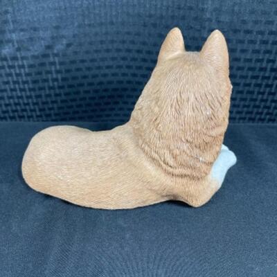 Vintage 1987 Sandicast Siberian husky figurine Red & White Blue Eyes sculpture #149