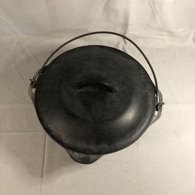 Lot 24 - Cast Iron Dutch Oven