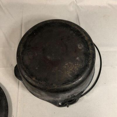 Lot 24 - Cast Iron Dutch Oven