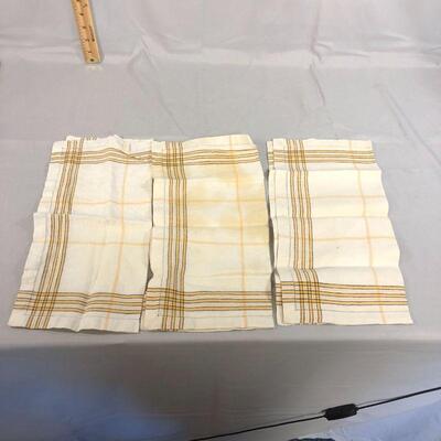 Lot 28 - Vintage Tablecloth and Napkins