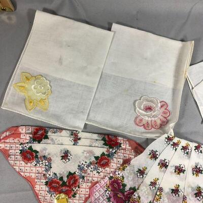Lot 32 - (9) Hankies