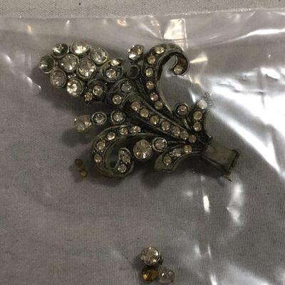 Lot 34 - Collection of Vintage Accessories