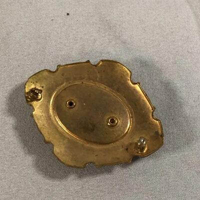 Lot 34 - Collection of Vintage Accessories