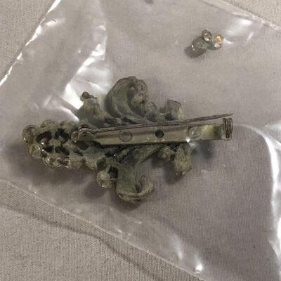 Lot 34 - Collection of Vintage Accessories