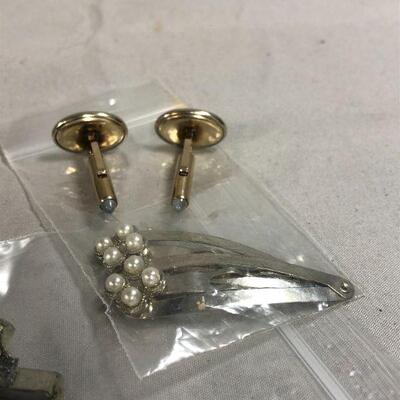 Lot 34 - Collection of Vintage Accessories