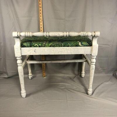 Lot 56 - Thomasville Vanity Bench LOCAL PICK UP ONLY