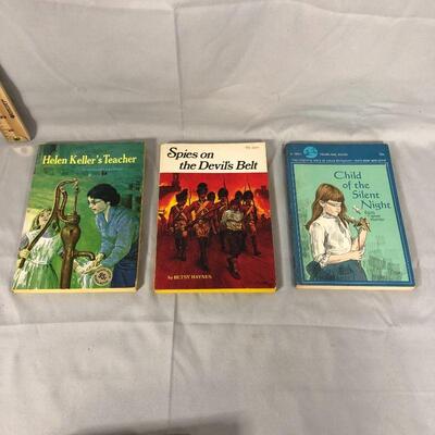 Lot 74 - (10) Juvenile Literature Softcover Books