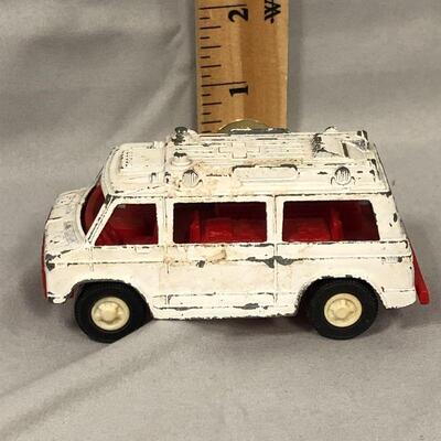 Lot 86 - Tootsietoys Rescue Van