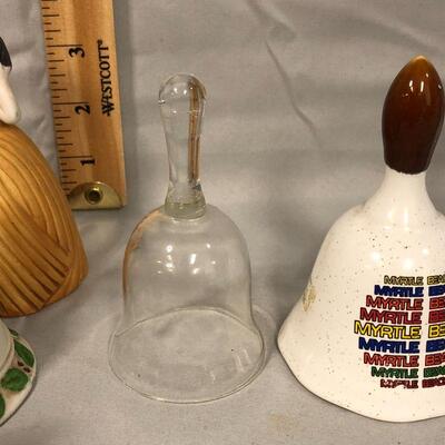 Lot 92 - (7) Bells