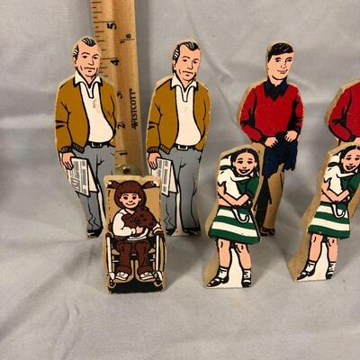 Lot 95 - Wooden Wedge People
