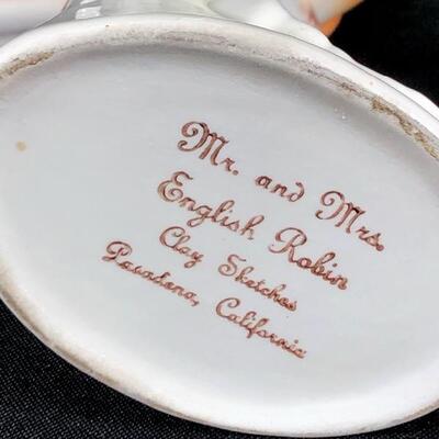 Vintage Mr & Mrs English Robin by Clay Sketches Figurine Vase