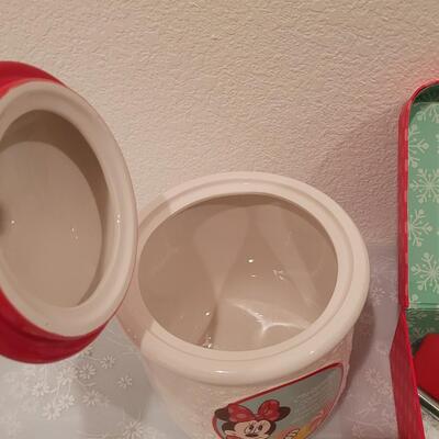 Lot 193: Minnie Mouse Cookie Jar and Minnie Baking Set
