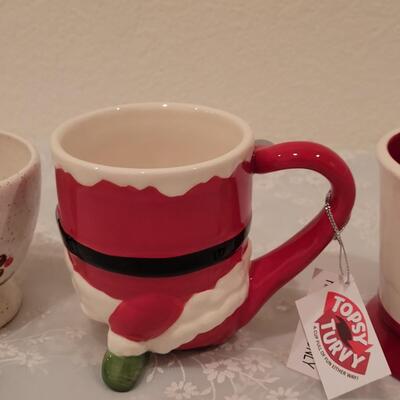 Lot 194: Christmas Coffee Cup Lot 