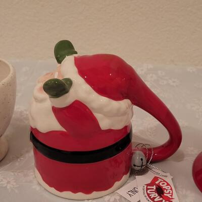 Lot 194: Christmas Coffee Cup Lot 