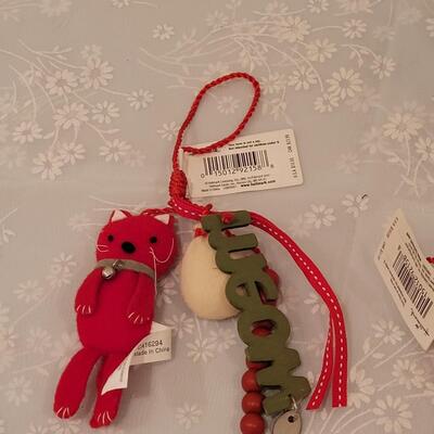 Lot 209: Cat Christmas Ornaments 
