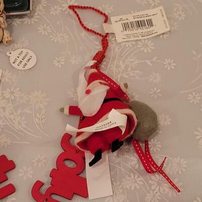 Lot 215: Cat Christmas Ornaments 