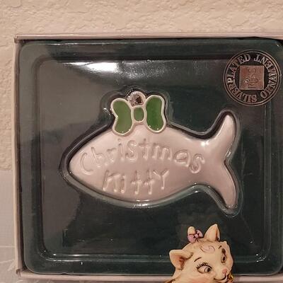 Lot 215: Cat Christmas Ornaments 