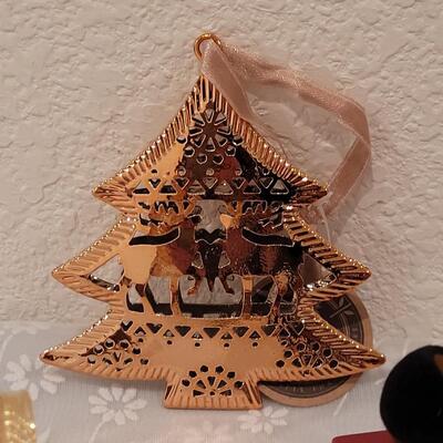 Lot 216: Christmas Ornament and Snowwoman Lot